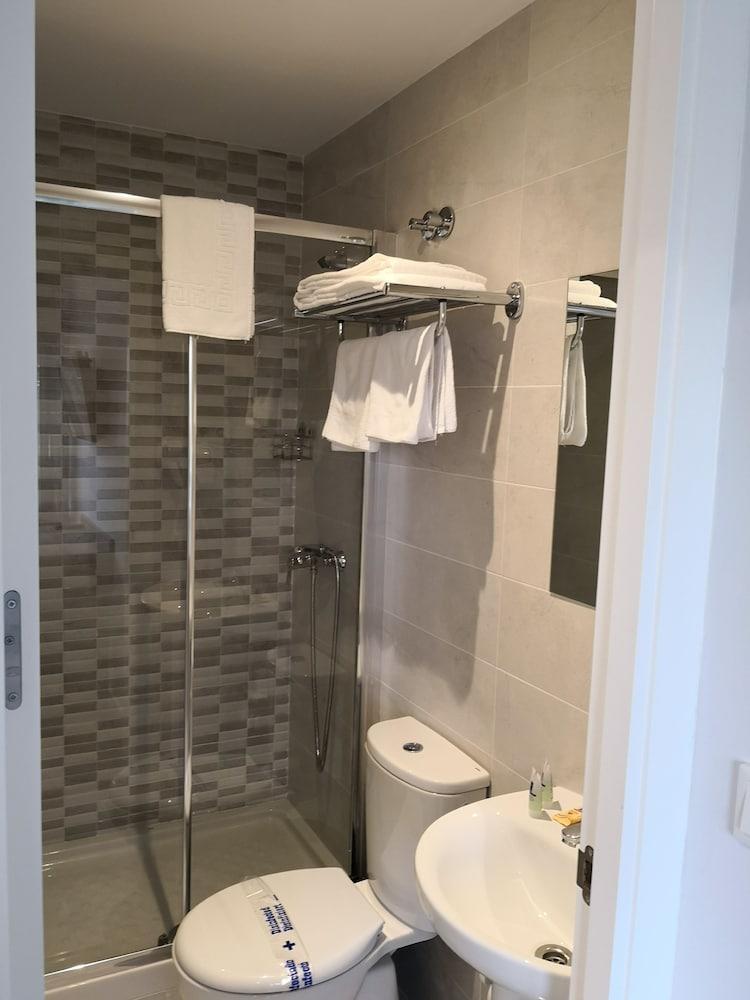 Golden Alcala Hotel Madrid Ngoại thất bức ảnh